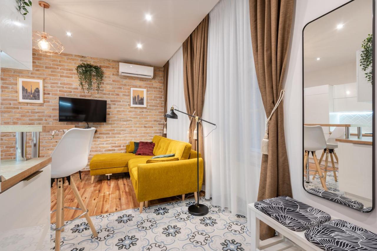 Architecture Fan'S Apartment Near Opera House บูดาเปสต์ ภายนอก รูปภาพ