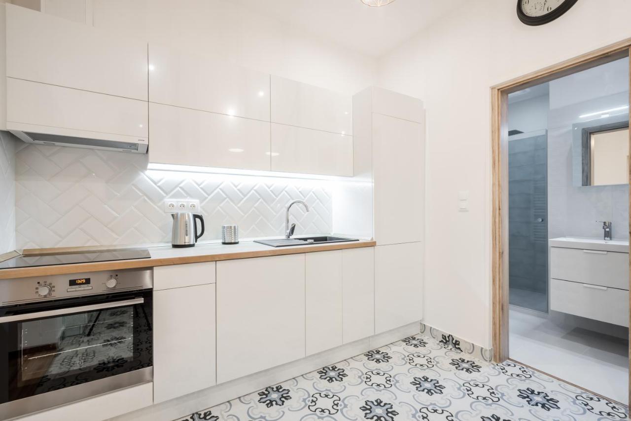 Architecture Fan'S Apartment Near Opera House บูดาเปสต์ ภายนอก รูปภาพ